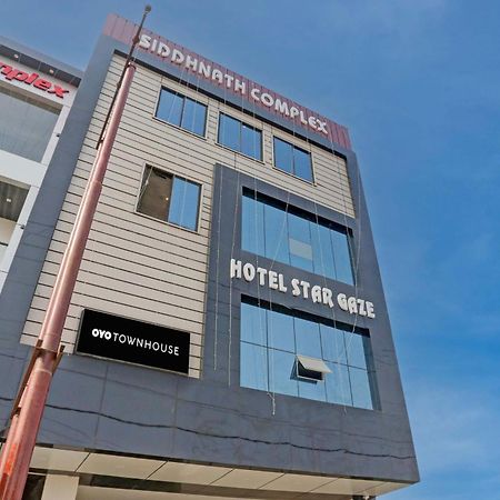 Collection O Stargaze Hotel Kanpur Ngoại thất bức ảnh